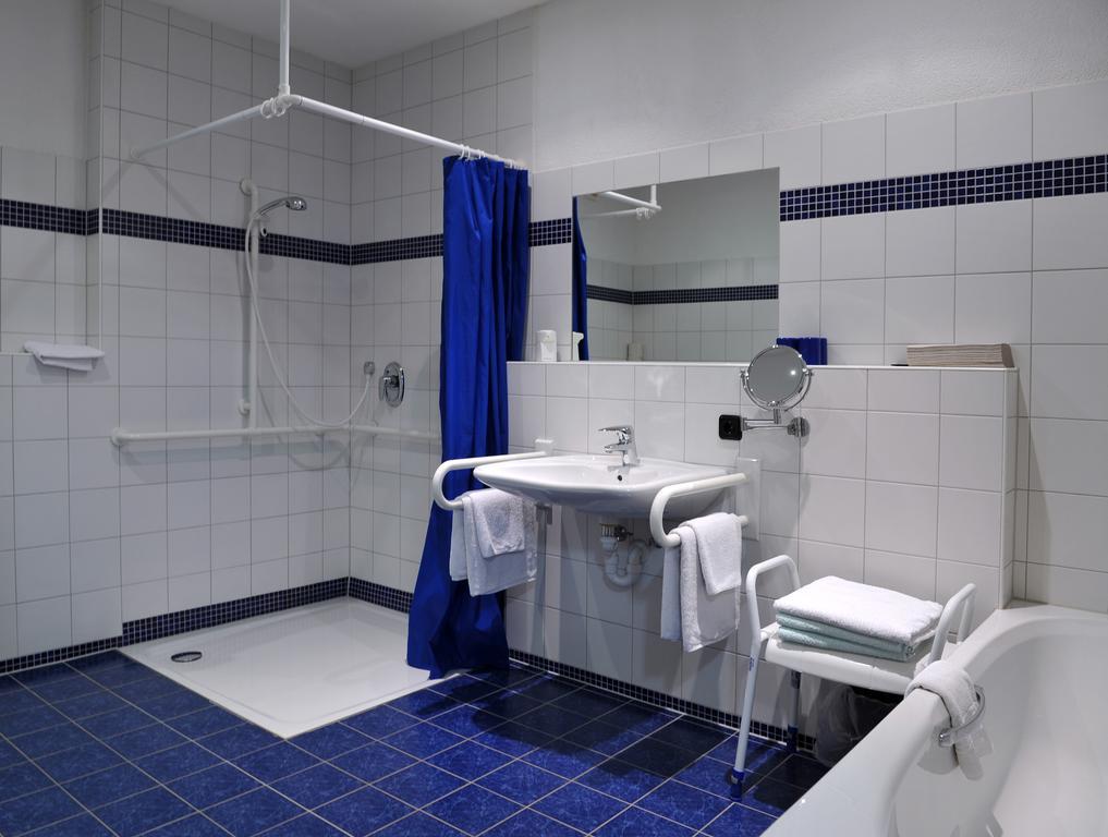 Hotel Gruener Baum Pommersfelden Eksteriør billede